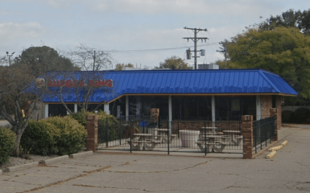 Former Burger King site at 37746 S Gratiot Ave, Clinton Township, MI 48036