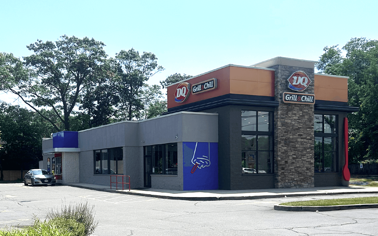 Former Burger King site at 5366 Sunrise Highway, Massapequa, NY 11758