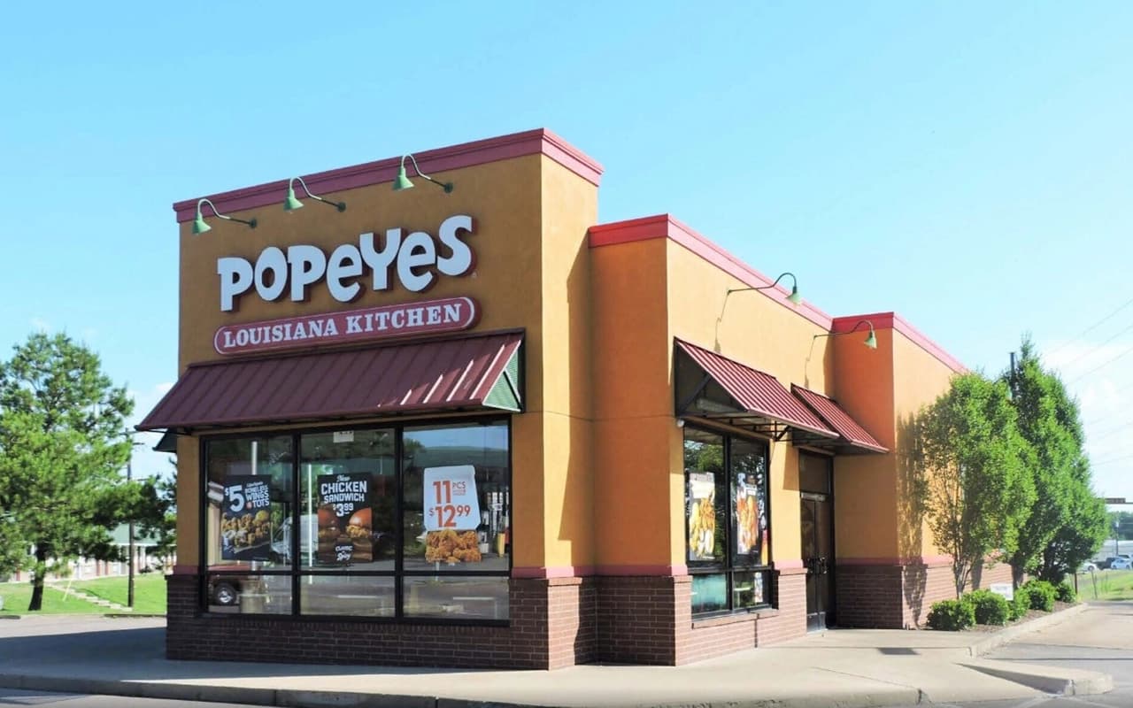 Former Popeyes site at 1000 Highway 51 N Bypass, Dyersburg, TN 38024